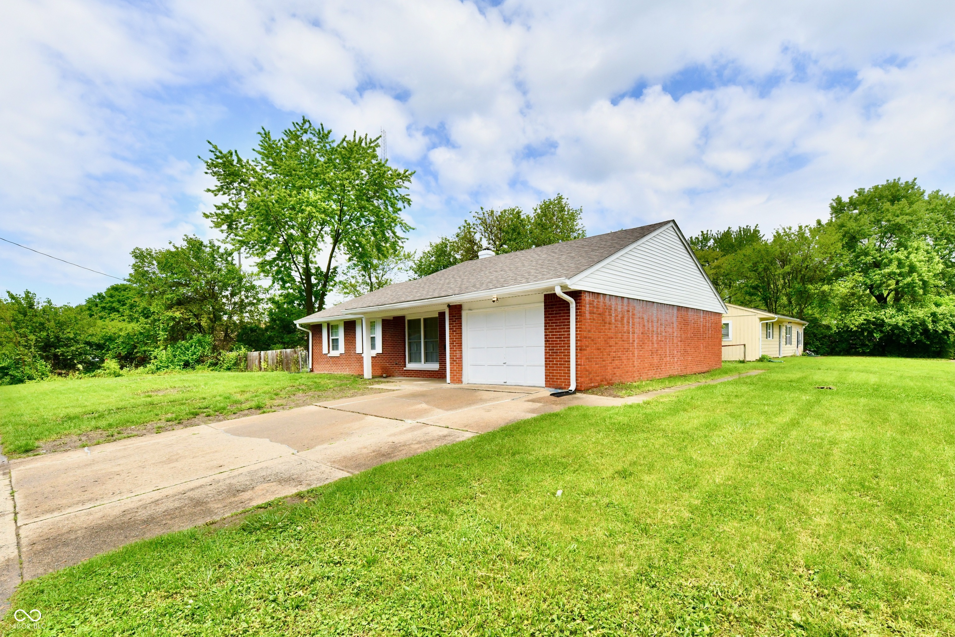 8704 Montery Road Indianapolis, IN 46226 - Photo 38 of 44