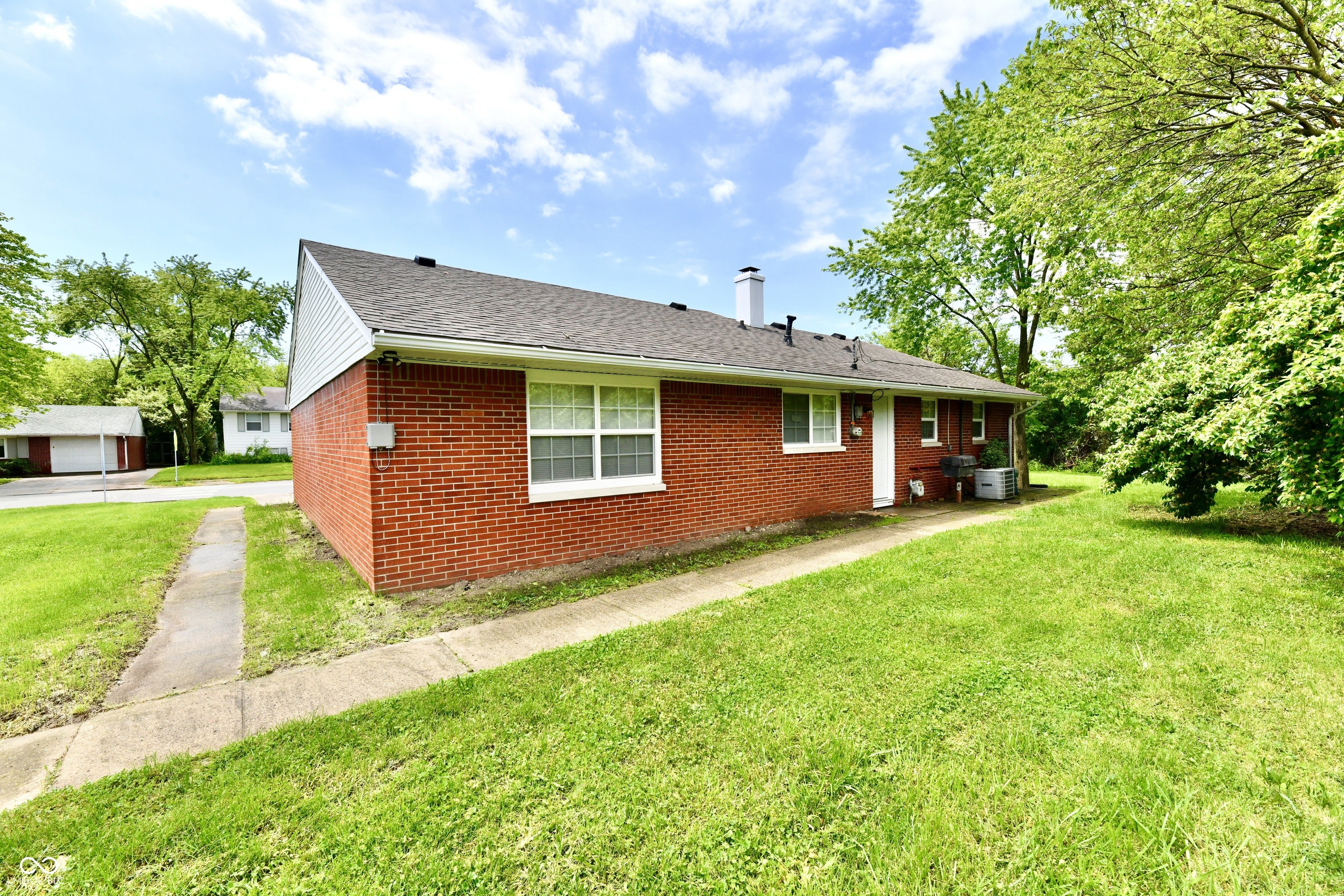 8704 Montery Road Indianapolis, IN 46226 - Photo 40 of 44
