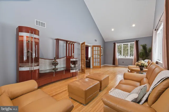 $900,000 | 20 Edelweiss Court, Voorhees, NJ 08043