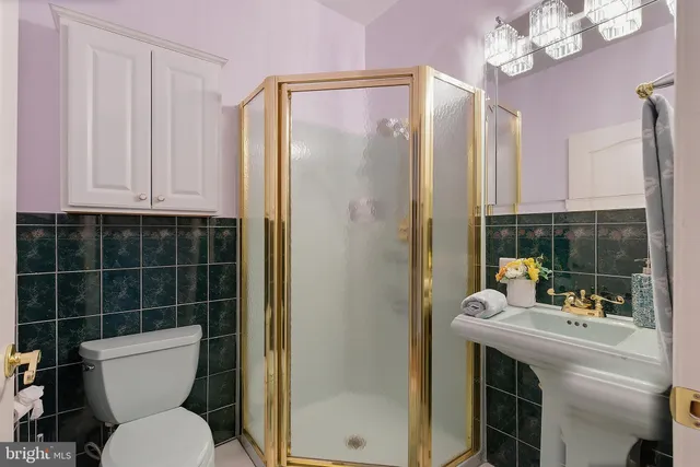 $900,000 | 20 Edelweiss Court, Voorhees, NJ 08043