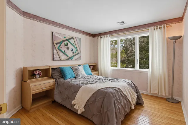 $900,000 | 20 Edelweiss Court, Voorhees, NJ 08043