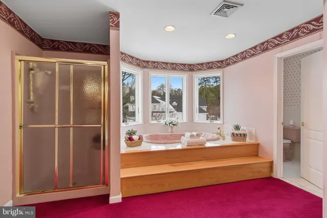 $900,000 | 20 Edelweiss Court, Voorhees, NJ 08043