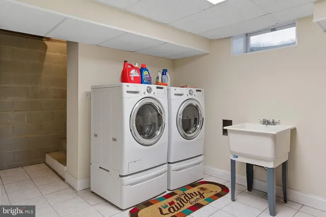 $900,000 | 20 Edelweiss Court, Voorhees, NJ 08043