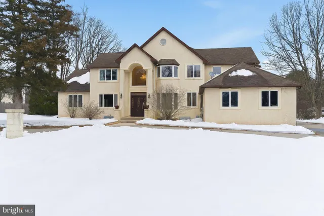$900,000 | 20 Edelweiss Court, Voorhees, NJ 08043