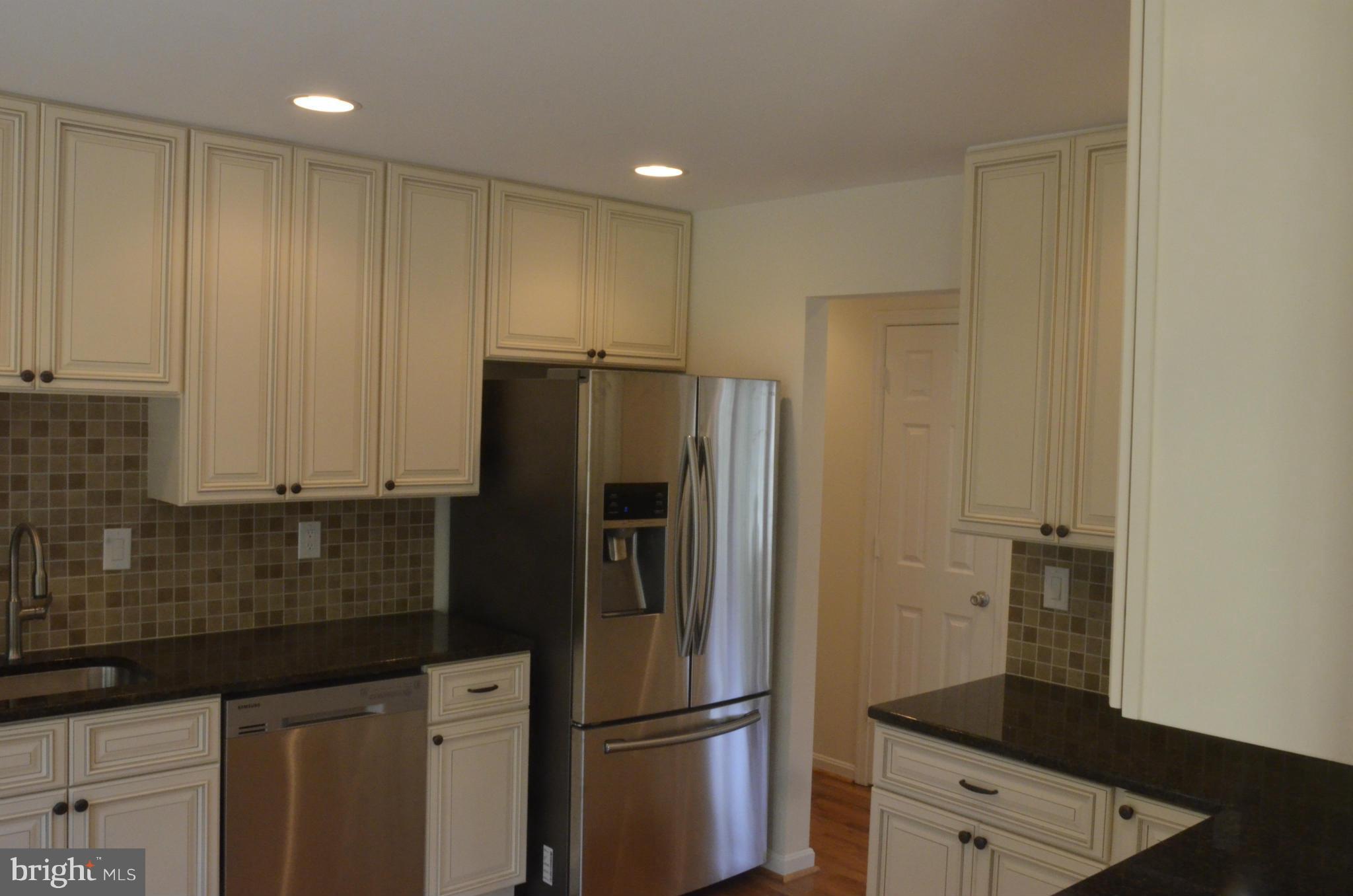 9018 Spring Acres Road Clinton, MD 20735 - Photo 4 of 28 View