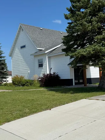 $280,000 | 504 Main Street, Karlstad, MN 56732