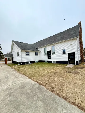 $280,000 | 504 Main Street, Karlstad, MN 56732