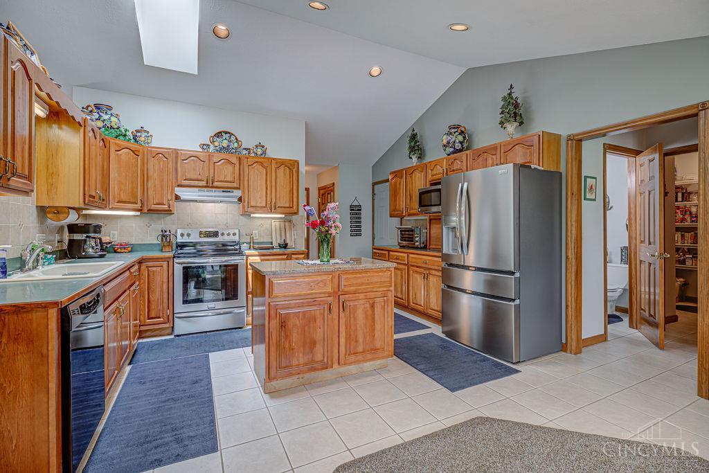 4866 Wayne Madison Road Trenton, OH 45067 - Photo 17 of 65