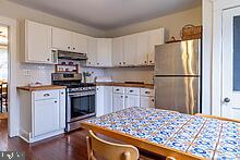 1632 Edge Hill Road Abington, PA 19001 - Photo 13 of 32 Eat in kitchen