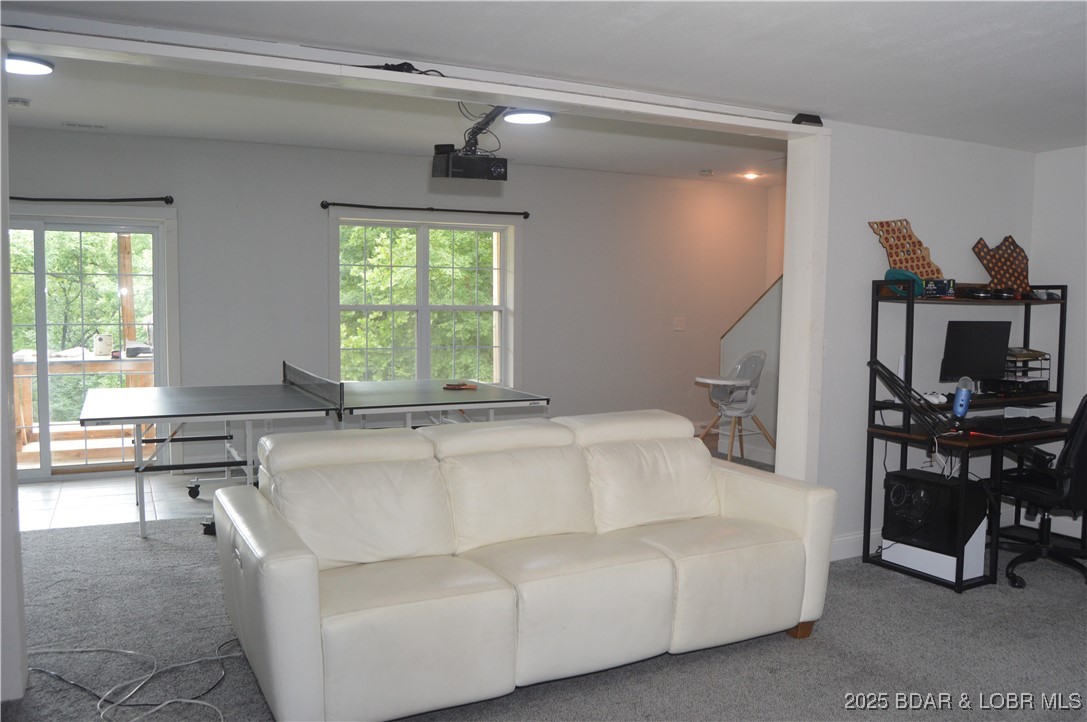 21 Winston Lane Kaiser, MO 65047 - Photo 26 of 43 Great room