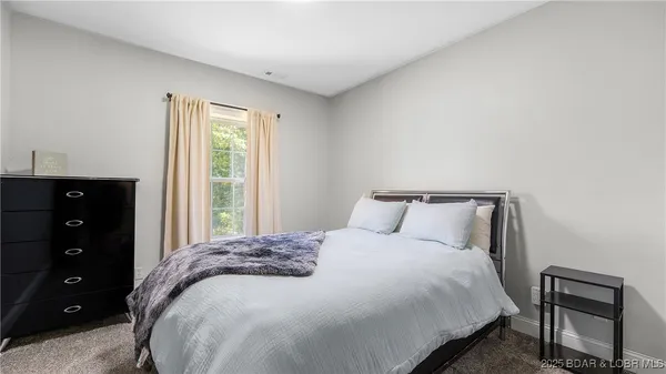 $489,000 | 21 Winston Lane, Kaiser, MO 65047