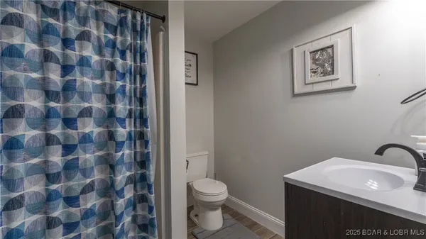 $489,000 | 21 Winston Lane, Kaiser, MO 65047