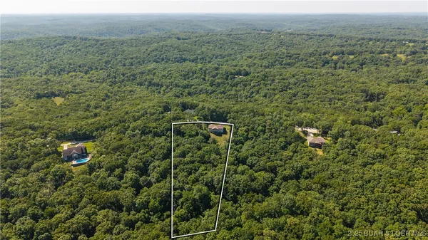 $489,000 | 21 Winston Lane, Kaiser, MO 65047