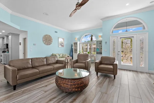 $595,000 | 550 Silk Oak Drive, Venice, FL 34293