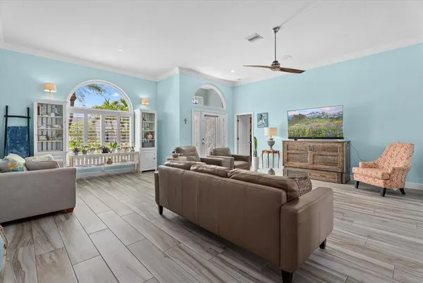 $595,000 | 550 Silk Oak Drive, Venice, FL 34293