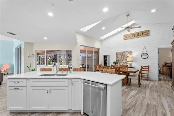$595,000 | 550 Silk Oak Drive, Venice, FL 34293