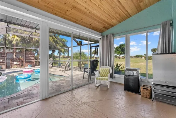 $595,000 | 550 Silk Oak Drive, Venice, FL 34293