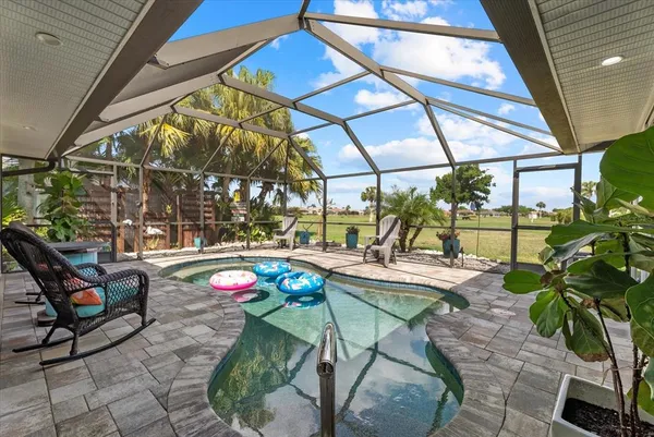 $595,000 | 550 Silk Oak Drive, Venice, FL 34293