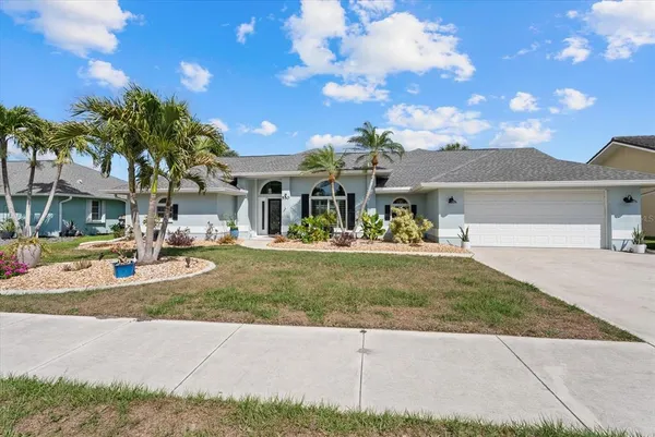 $595,000 | 550 Silk Oak Drive, Venice, FL 34293