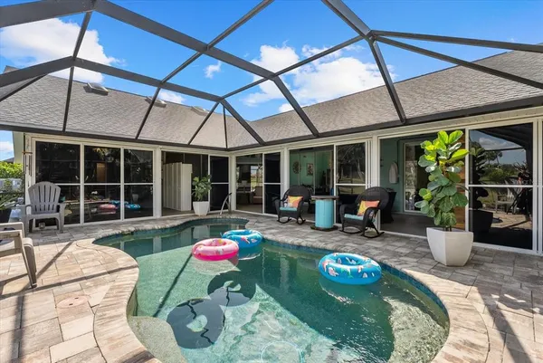 $595,000 | 550 Silk Oak Drive, Venice, FL 34293