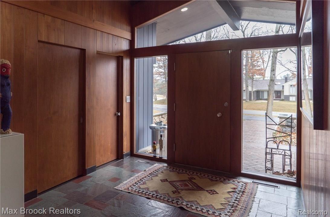 5056 Midmoor Road Bloomfield Hills, MI 48302 - Photo 2 of 28 20_DSC0522.jpg