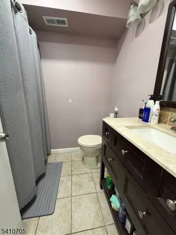 $3,100 | 80 Farnham Square, Sayreville, NJ 08859