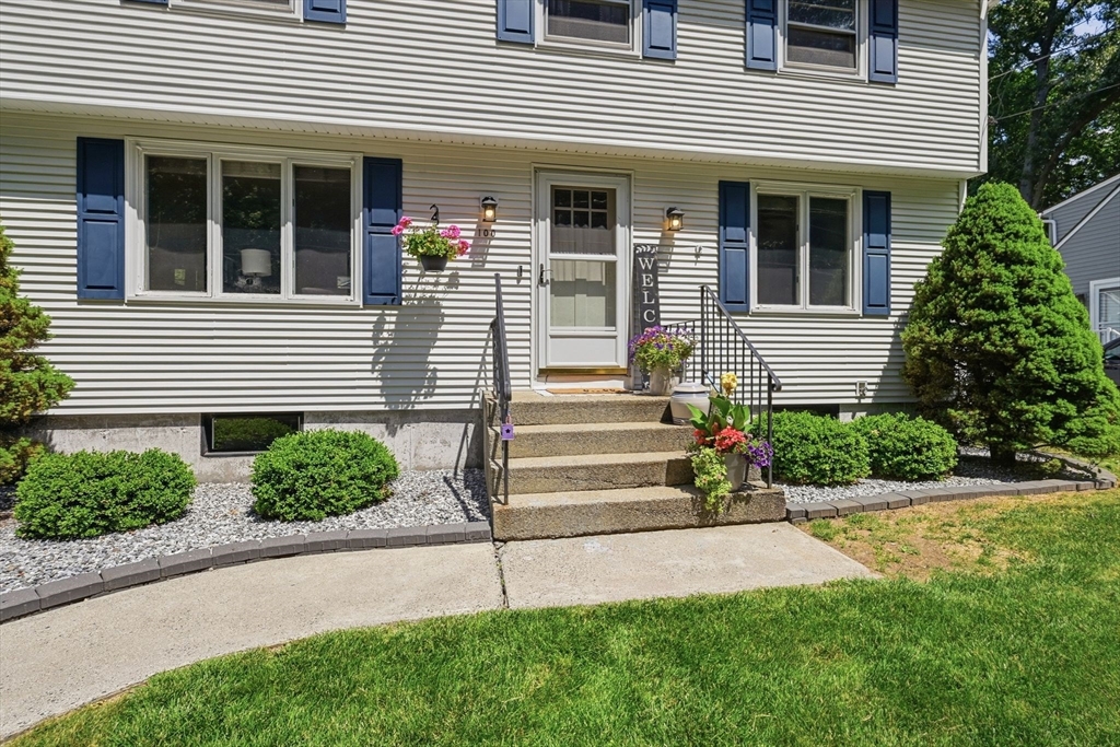 100 Colorado Street Springfield, MA 01118 - Photo 4 of 42