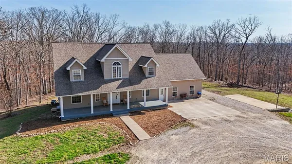 $575,000 | 27669 Jackson Court, Warrenton, MO 63383