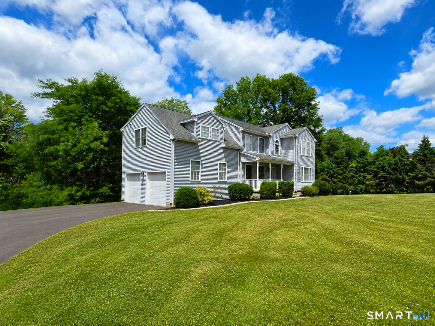 545 South Stone Street Suffield, CT 06093 - Photo 2 of 7