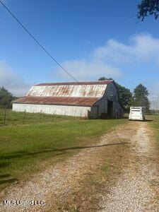 60113 Old Highway, Unit 25 SOUTH Amory, MS 38821 - Photo 28 of 29 barn