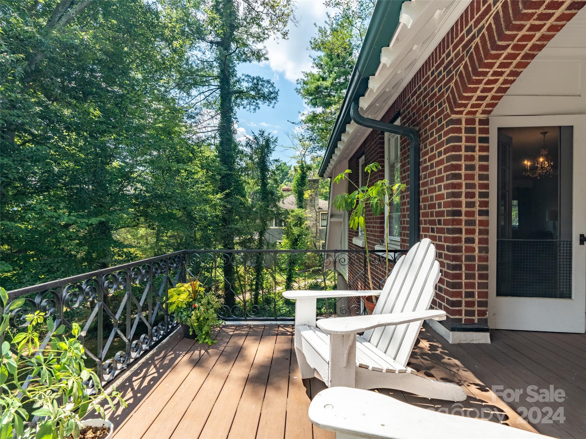 85 Saint Dunstans Road Asheville, NC 28803 - Photo 28 of 48 Gallery Image 28