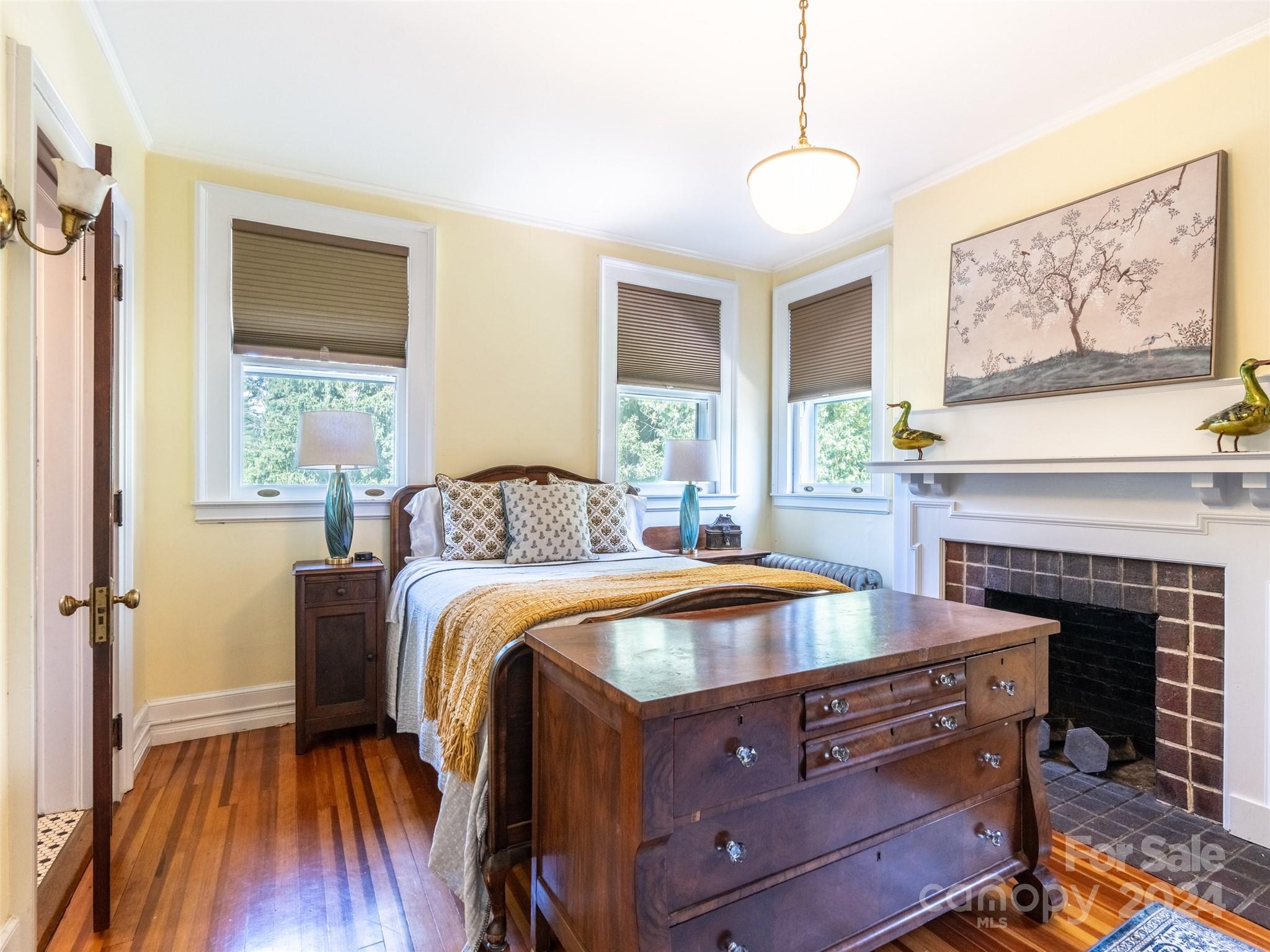 85 Saint Dunstans Road Asheville, NC 28803 - Photo 36 of 48 Gallery Image 36