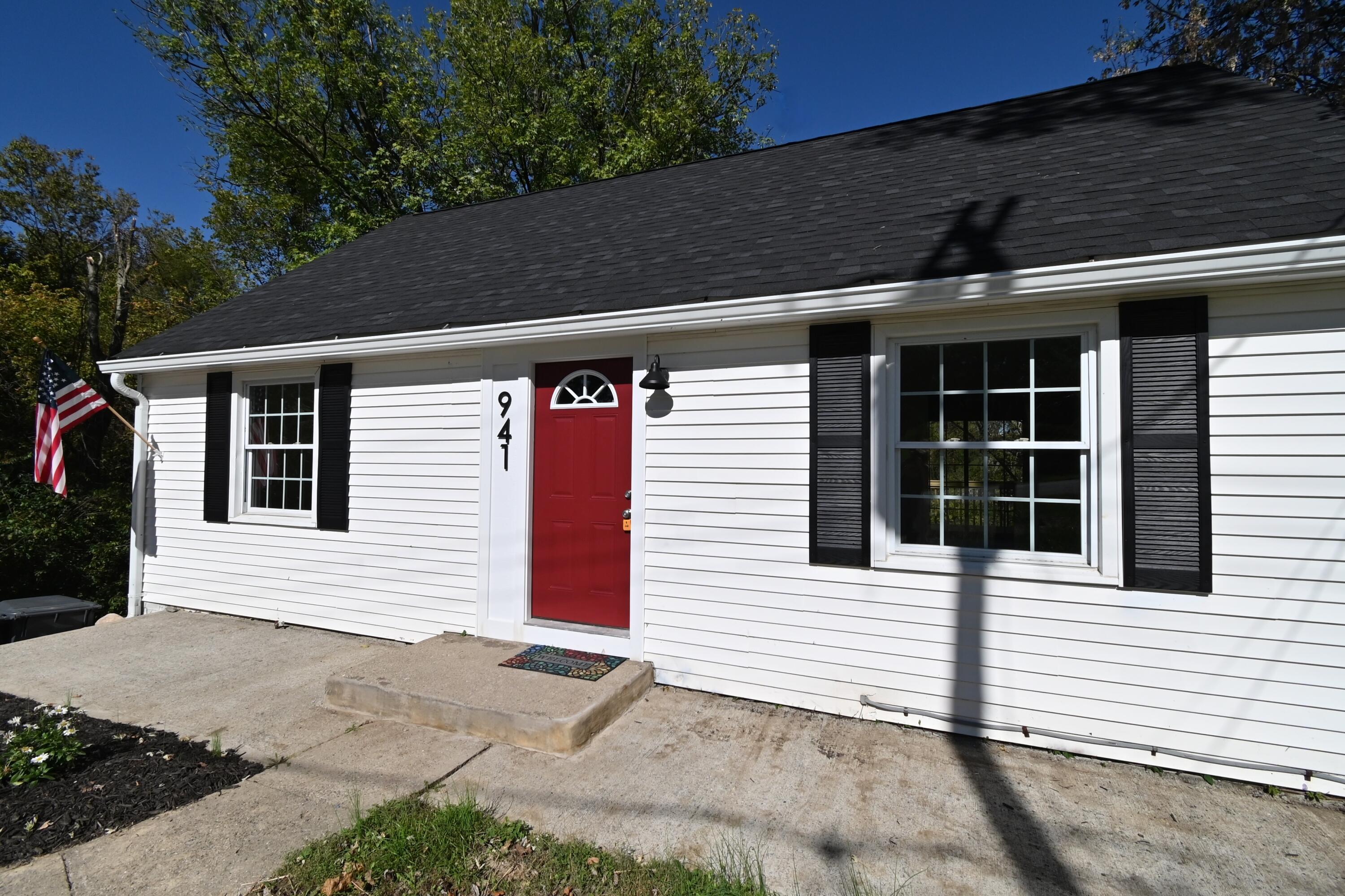 941 Edgehill Road Florence, KY 41042 - Photo 3 of 40 Gallery Image 3
