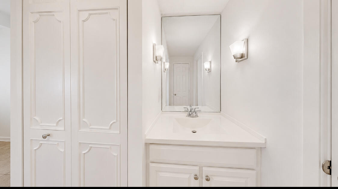 3740 Inverrary Drive, Unit 3G Lauderhill, FL 33319 - Photo 15 of 33 IMG_1965