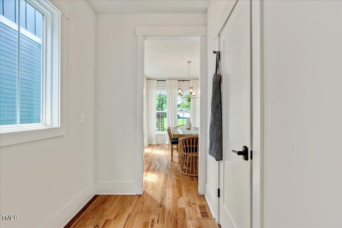 1005 Glascock Street Raleigh, NC 27610 - Photo 9 of 55 09-Nook