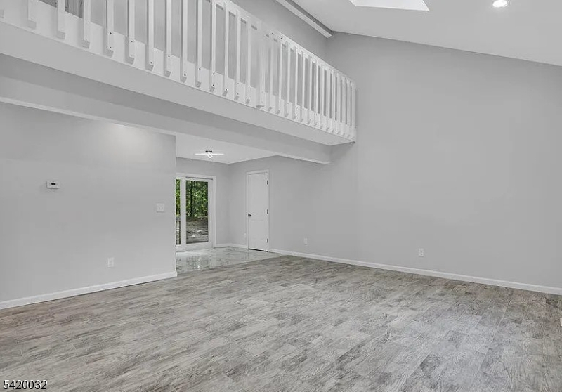 916 West Commodore Boulevard Jackson, NJ 08527 - Photo 3 of 25