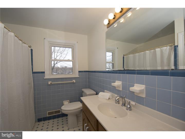 119 Beechwood Road Newtown Square, PA 19073 - Photo 17 of 24 Bathroom