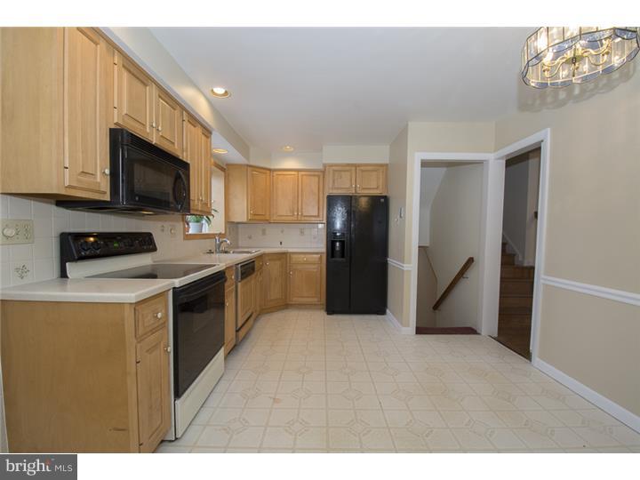 119 Beechwood Road Newtown Square, PA 19073 - Photo 6 of 24 Kitchen