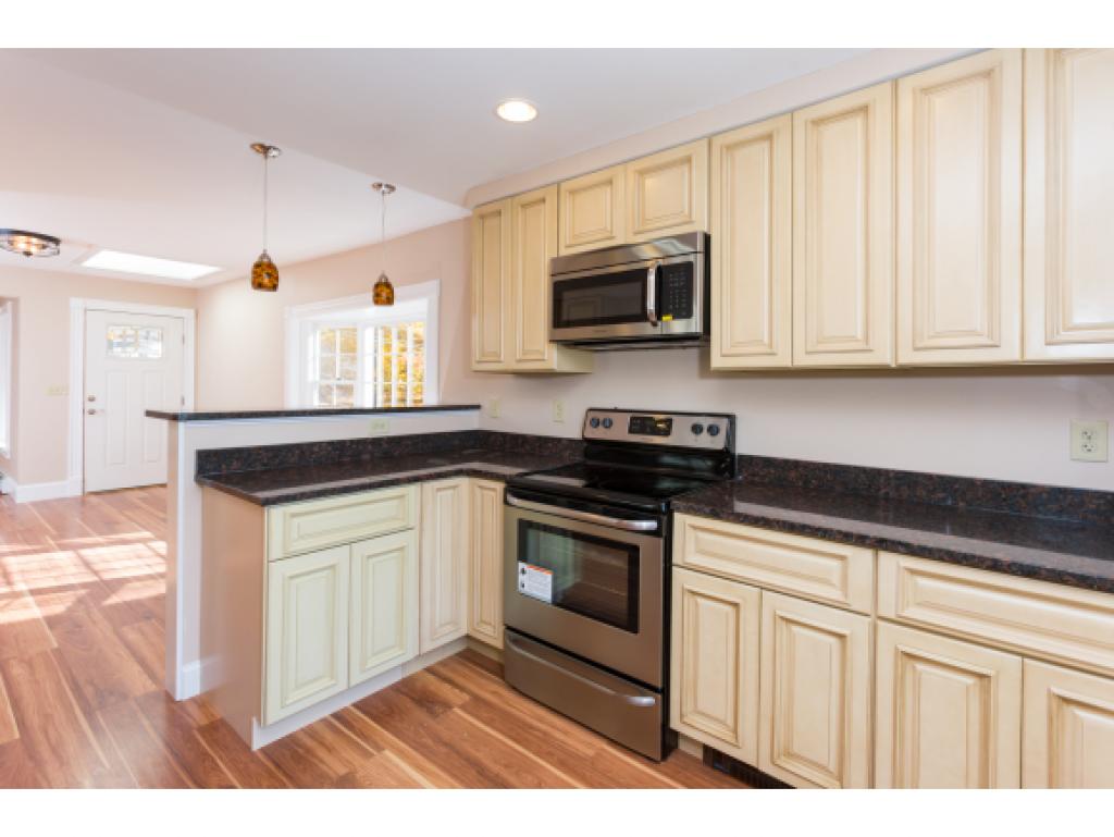 107 Pine Hill Road Berwick, ME 03901 - Photo 7 of 34