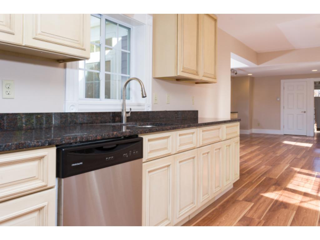 107 Pine Hill Road Berwick, ME 03901 - Photo 9 of 34