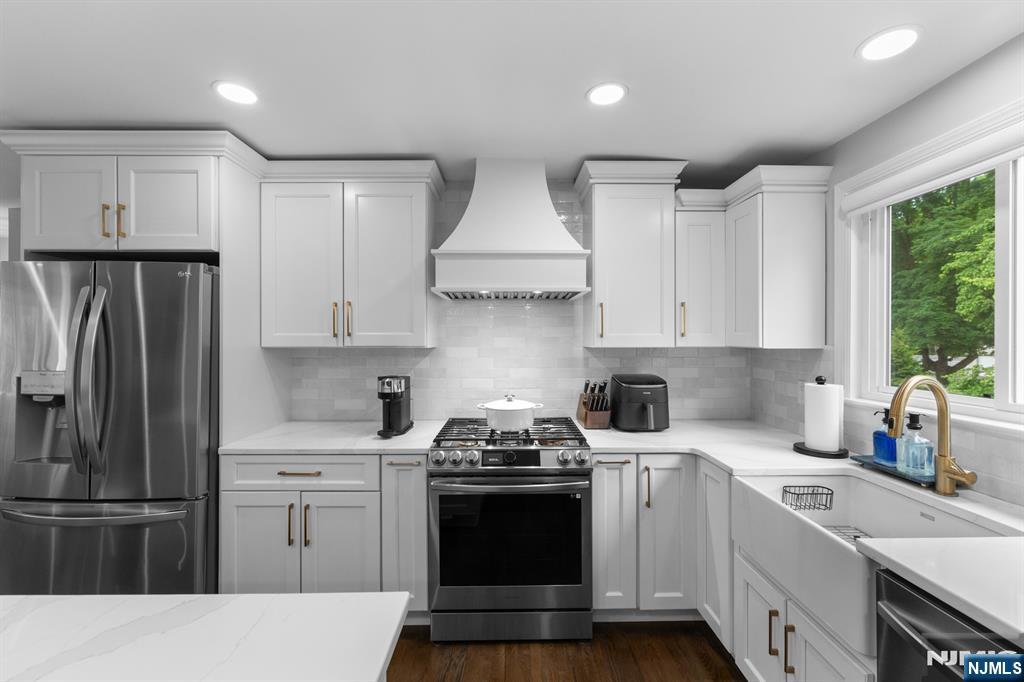 34 North Middletown Road Montvale, NJ 07645 - Photo 17 of 42
