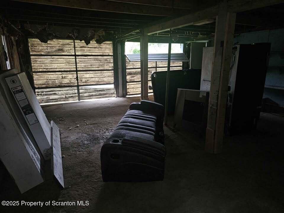 68 Oxbow Road Union Dale, PA 18470 - Photo 14 of 20 a view of a livingroom with furniture