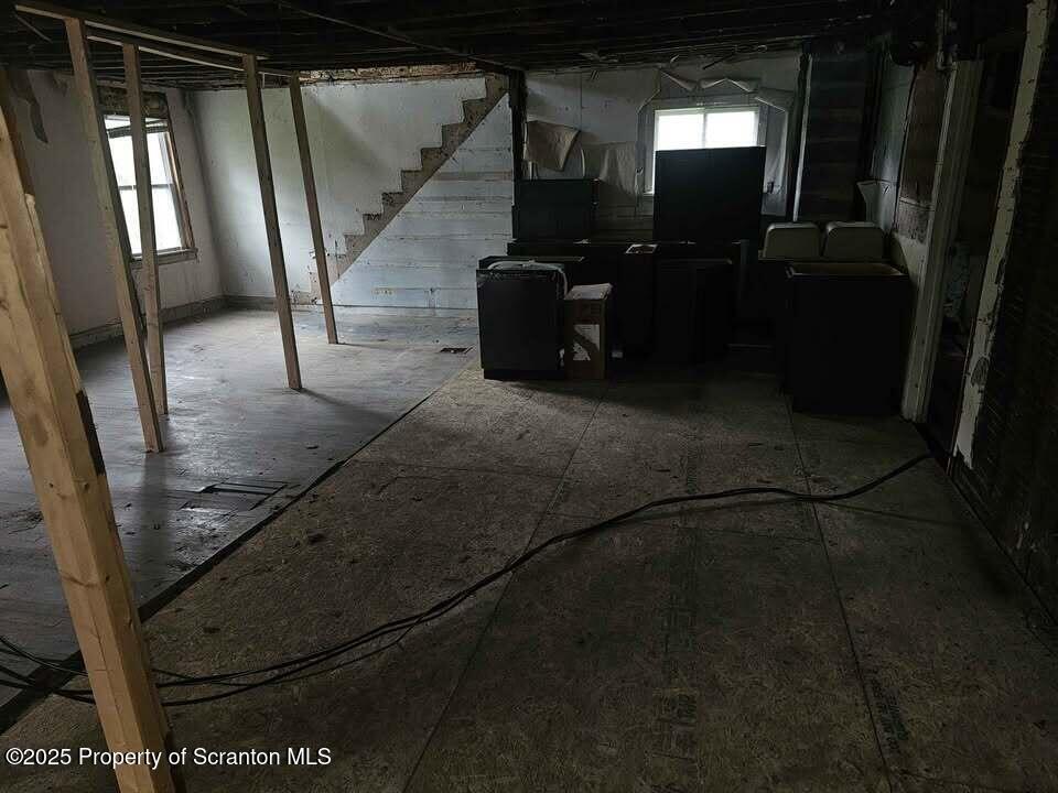 68 Oxbow Road Union Dale, PA 18470 - Photo 20 of 20 a living room with furniture