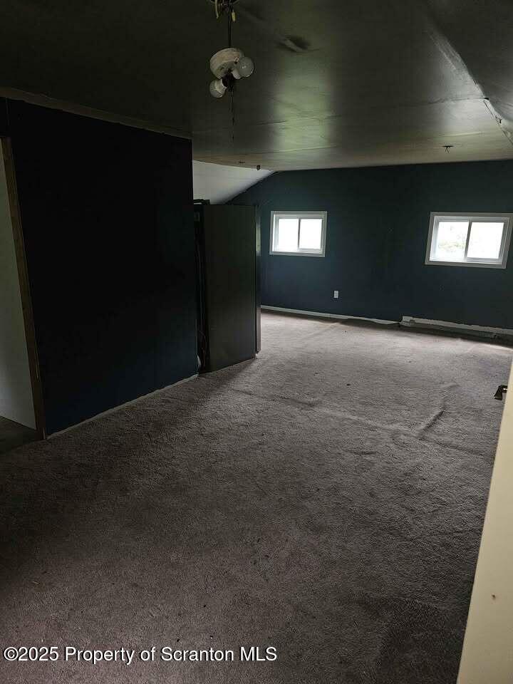 68 Oxbow Road Union Dale, PA 18470 - Photo 5 of 20