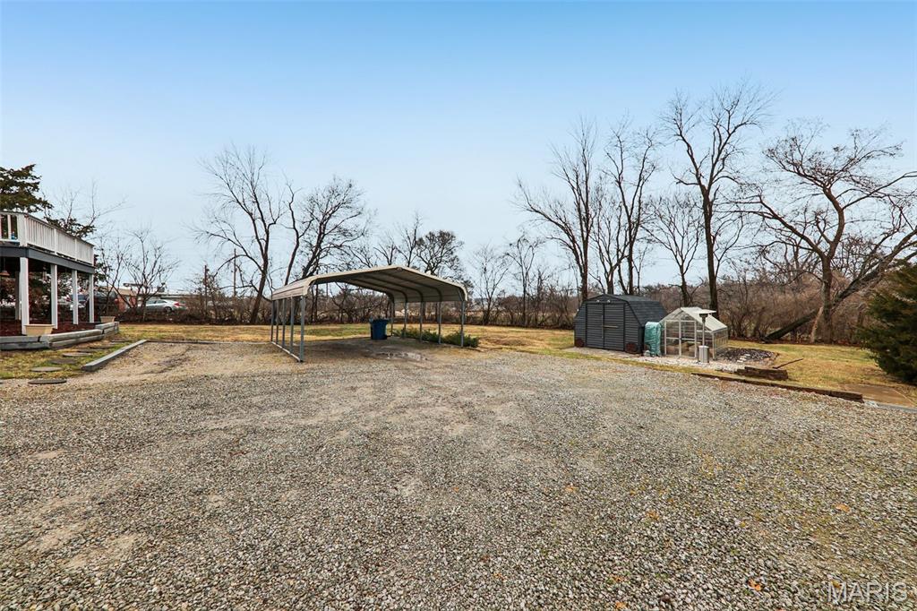 2120 Starling Airport Road Arnold, MO 63010 - Photo 37 of 51