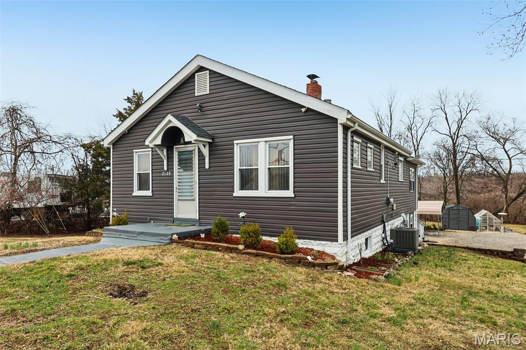 2120 Starling Airport Road Arnold, MO 63010 - Photo 4 of 51