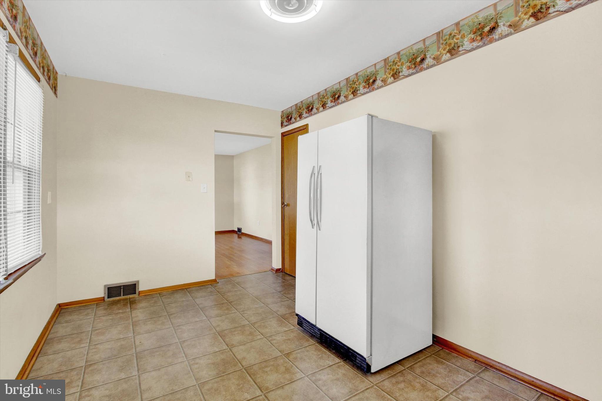 9350 Tomstown Road Waynesboro, PA 17268 - Photo 10 of 24 REFRIGERATOR.