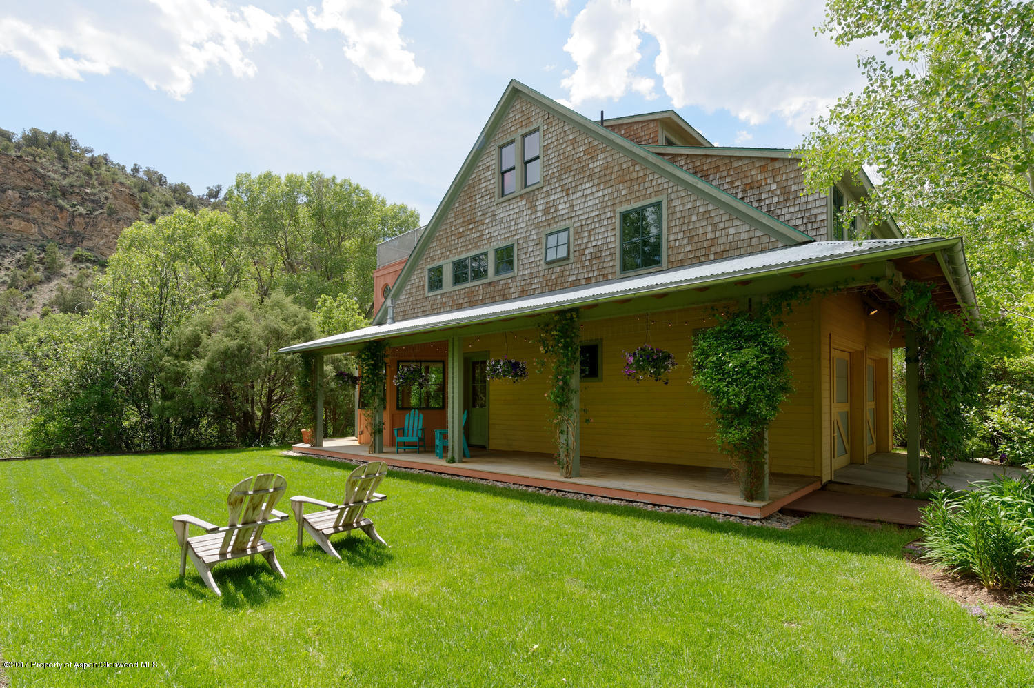 335 Oak Run Road Carbondale, CO 81623 - Photo 2 of 27 photo_28345073-1500x1000