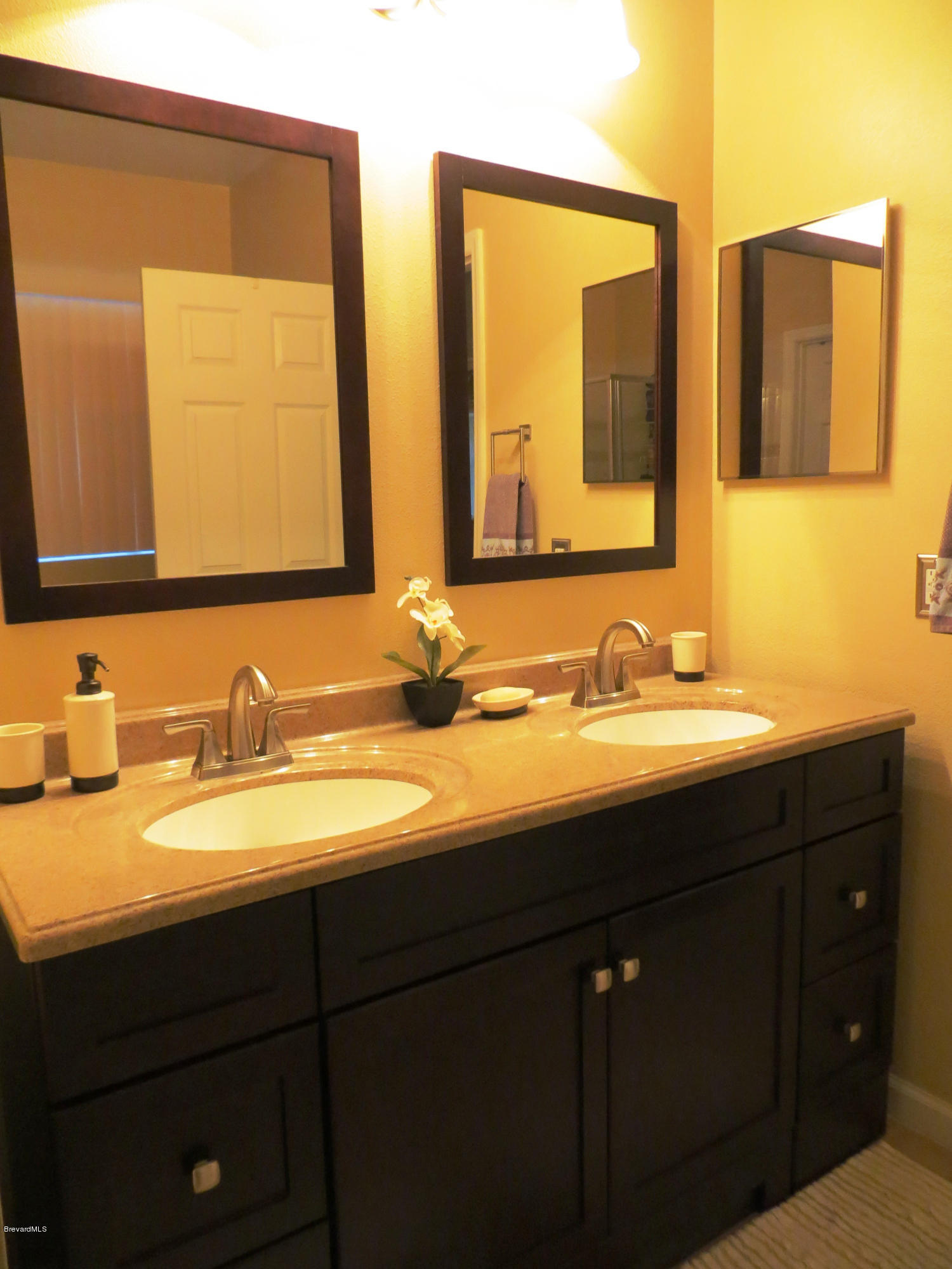 1295 Gerry Road Southwest Palm Bay, FL 32908 - Photo 19 of 28 Dual sinks