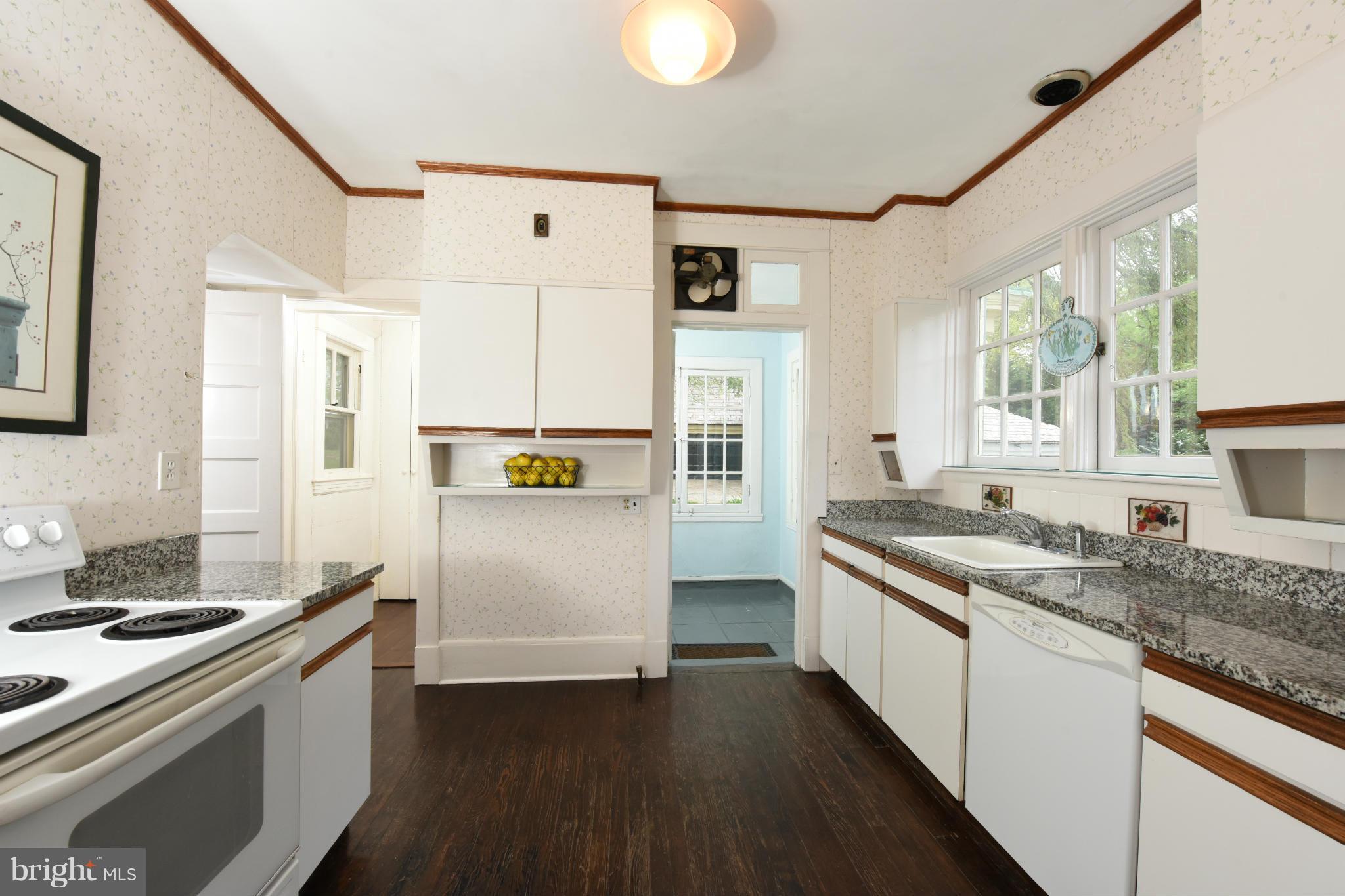 8 Wendover Road Baltimore, MD 21218 - Photo 14 of 30 Kitchen - Ready for your design ideas.